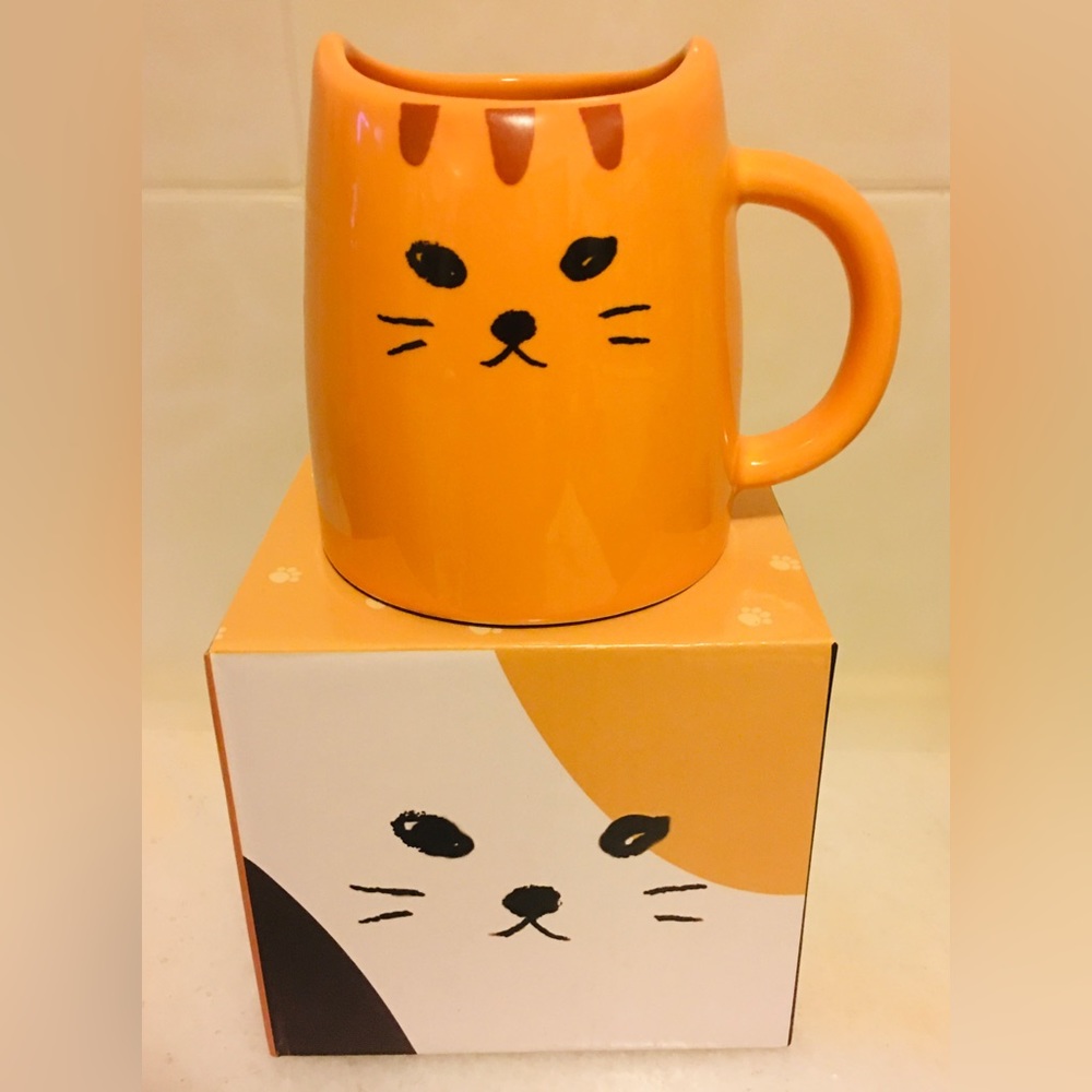 Japanese cat ceramic coffee mug